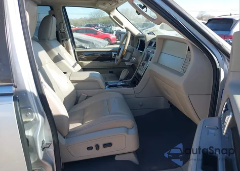 2010 Lincoln Navigator L from USA, damaged, VIN 5LMJJ3H58AEJ03800